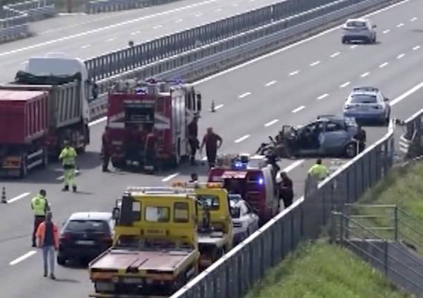 Trasportata In Ospedale A Varese Dopo Un Gravissimo Incidente Sulla Brebemi