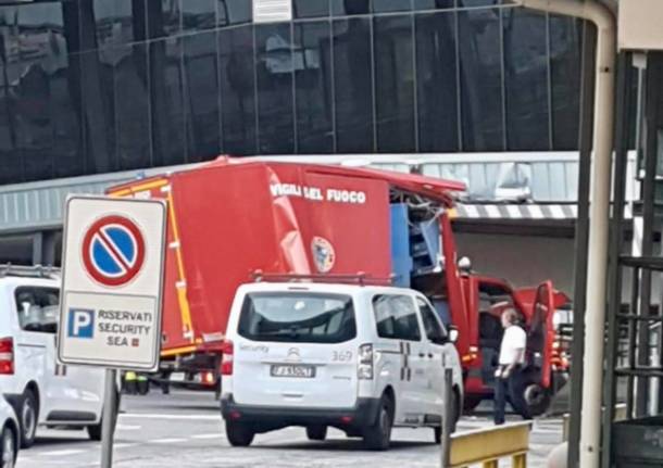 Incidente vigili del fuoco a Malpensa