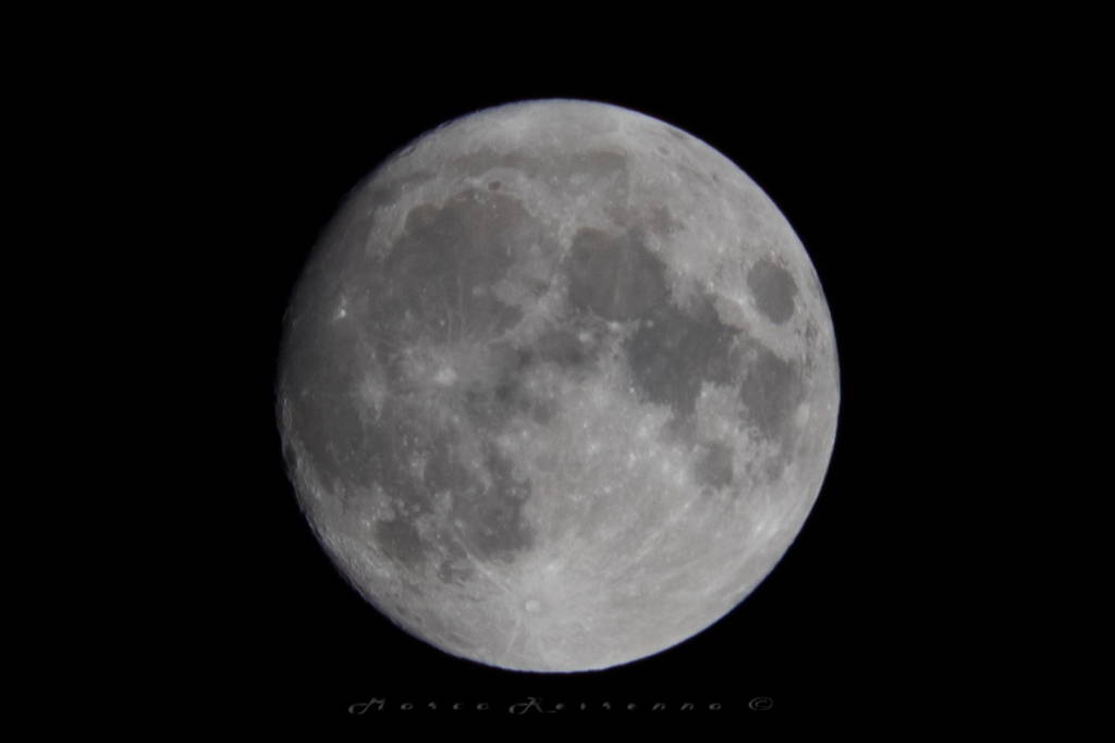 Notte di luna piena