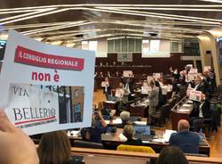 consiglio regionale protesta