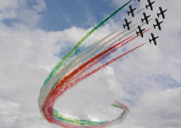 Frecce tricolori a Lovere foto di Aldo Passerello