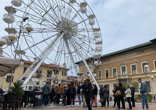 Apre la ruota panoramica di Busto Arsizio