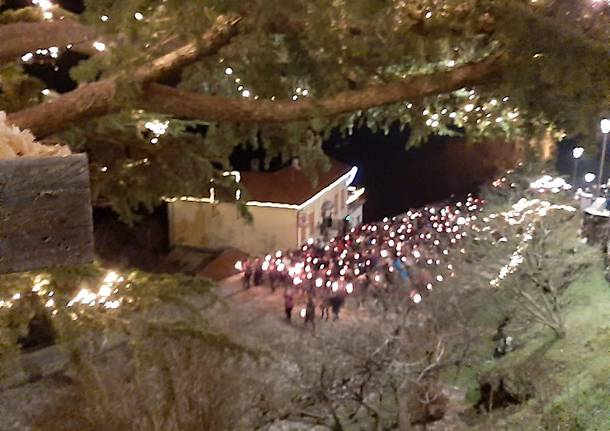 La fiaccolata al Sacro Monte