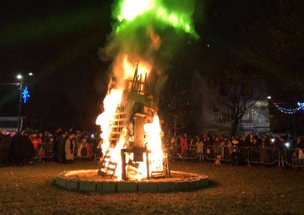 Il Faló di Sant’Antonio a Saronno