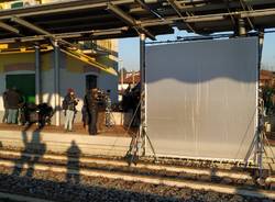 "Il treno è sempre il treno": Renato Pozzetto protagonista sul set alla stazione di Ceriano-Solaro