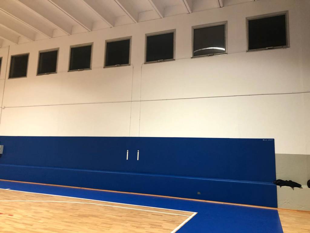 Palestra basket Cardano al Campo