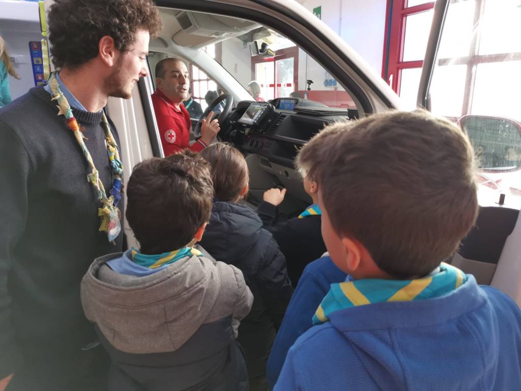 Scout del Luinese incontrano la Croce Rossa 
