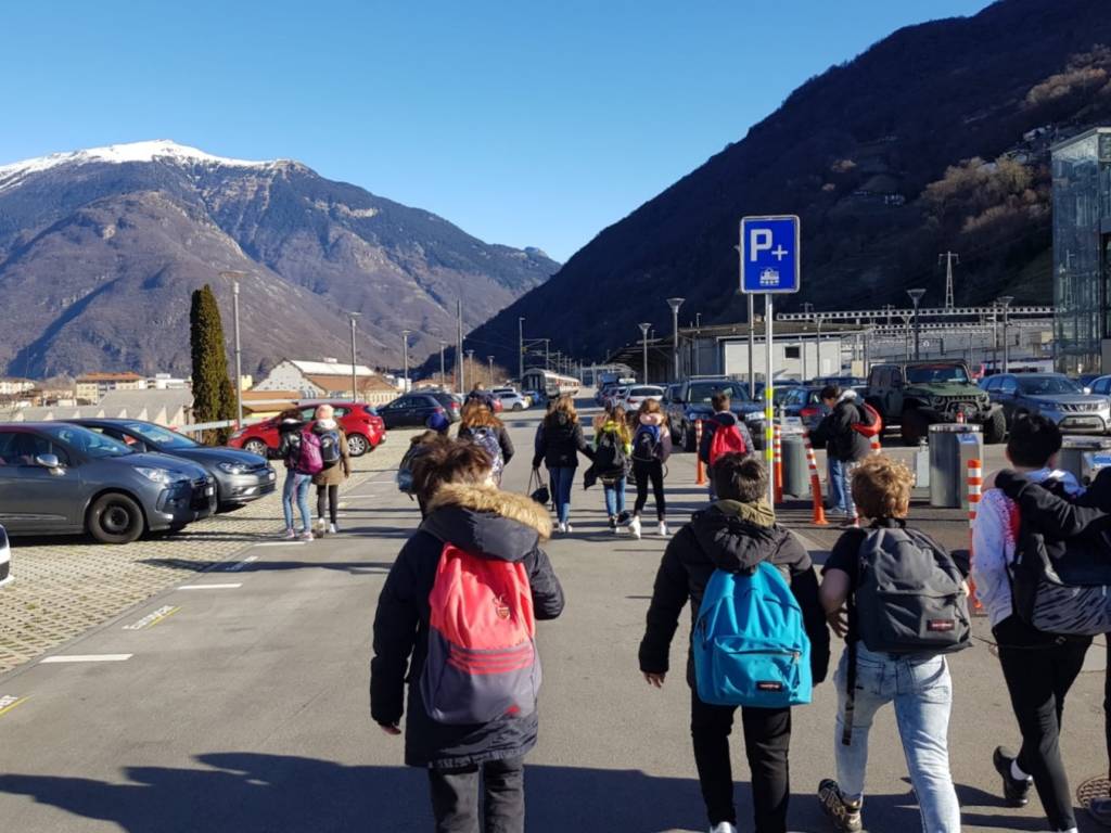 Maccagno - Prima media sul Treno scuola