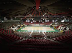 Il nuovo parquet alla Enerxenia Arena