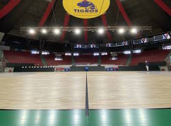 Il nuovo parquet alla Enerxenia Arena