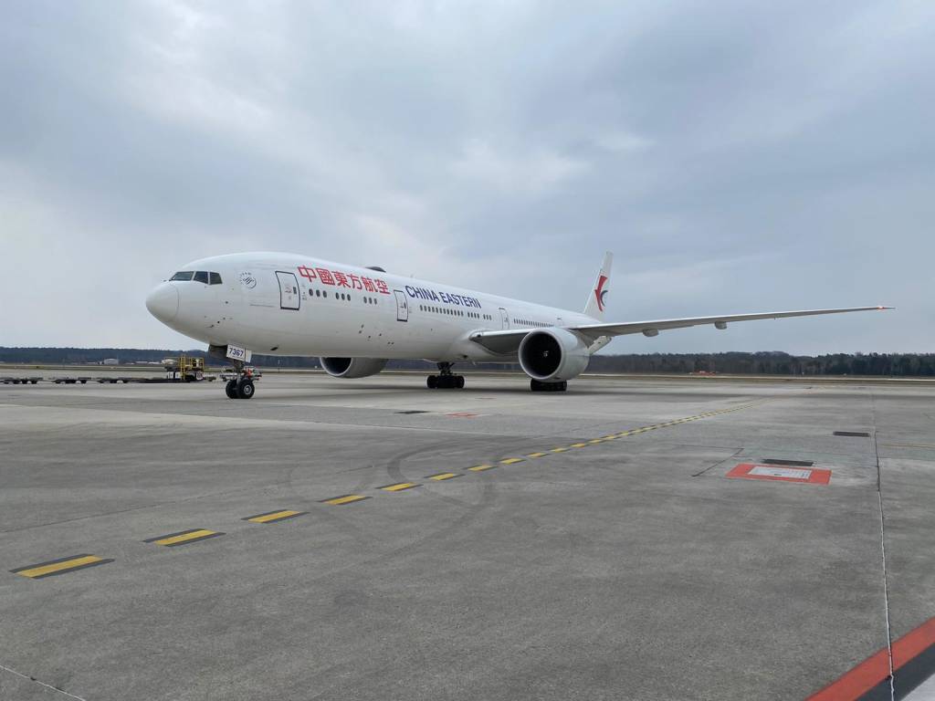 China Eastern Airlines atterra a Malpensa con gli aiuti contro il coronavirus