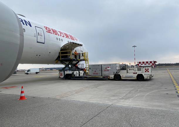 Terza equipe medica arrivata a Malpensa con China Eastern Air