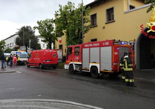 Vigili del Fuoco al lavoro nella fonderia di viale Belforte