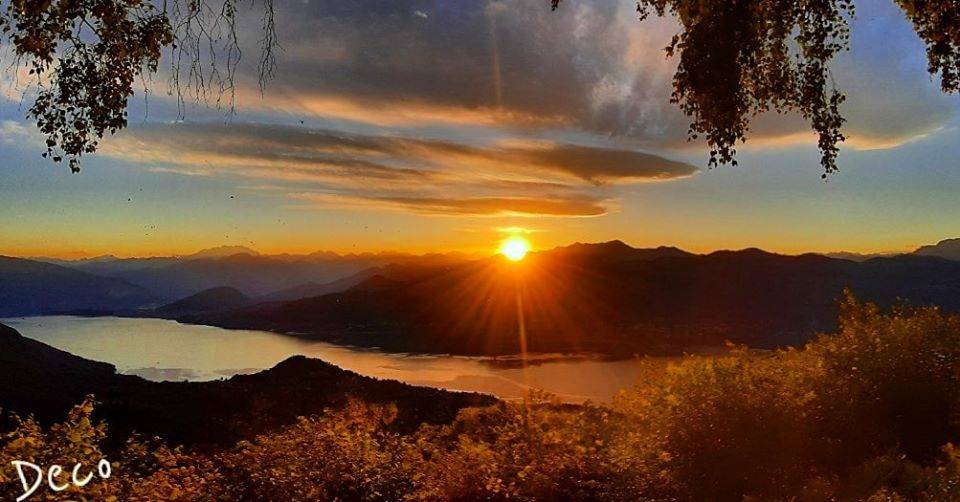 tramonto lago maggiore dal san michele foto di Daniele Decorato‎