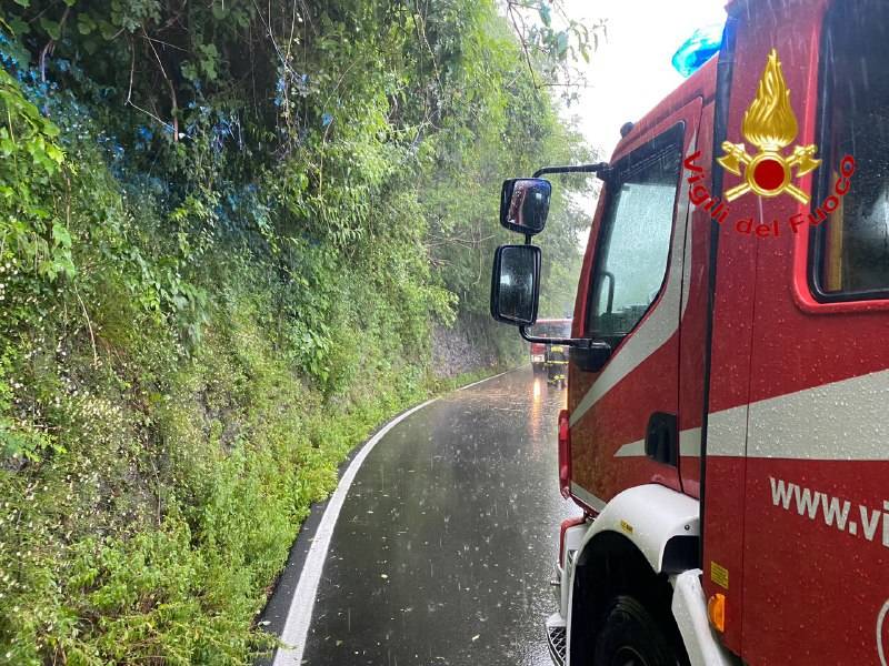 Frana tra Laveno Mombello e Castelveccana