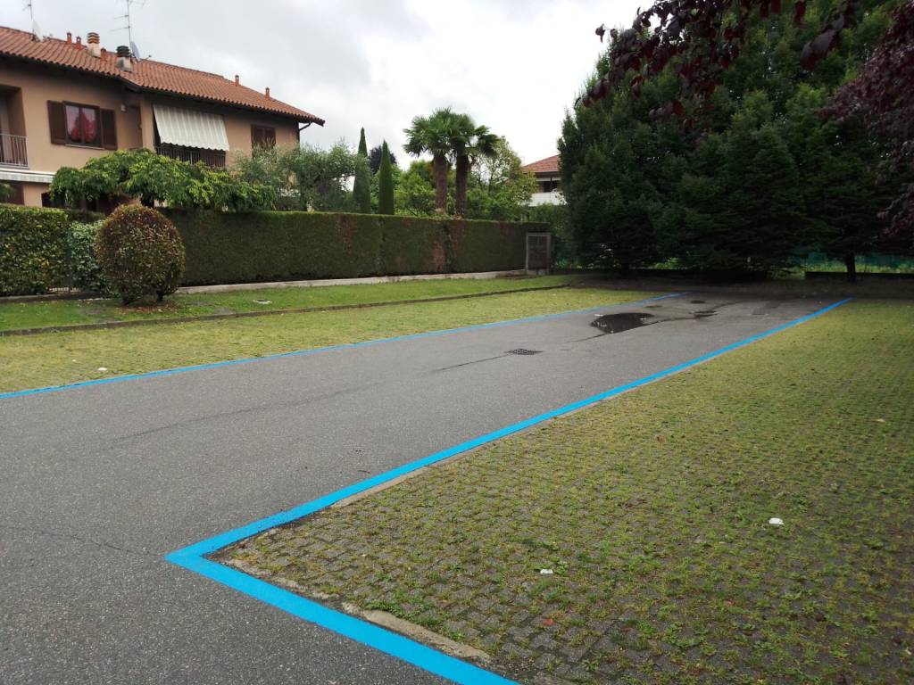 parcheggi parco berrini ternate