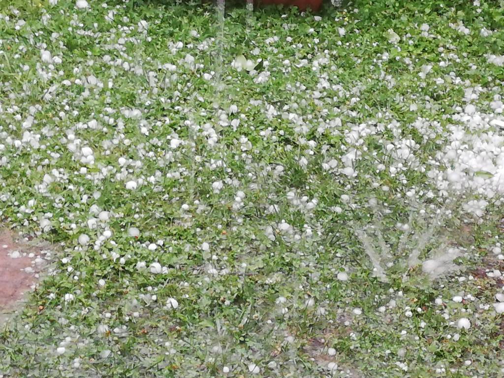 11 luglio grandine nel Gallaratese e in Valle Olona