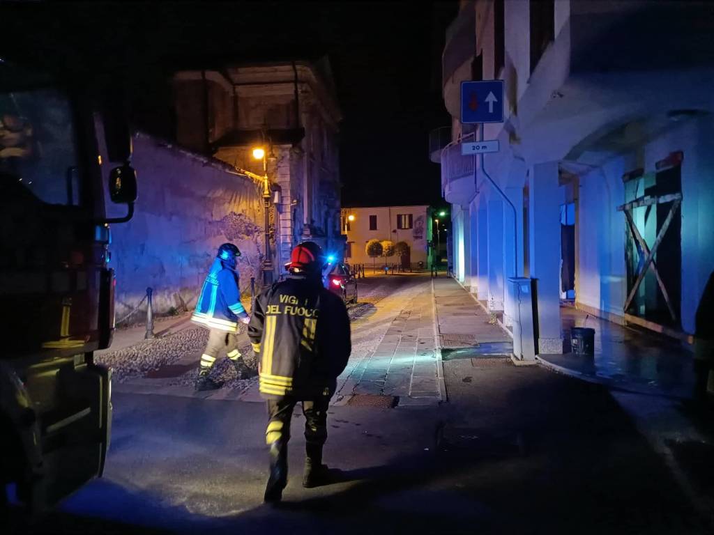 Incendio Sant'Antonino Lonate Pozzolo