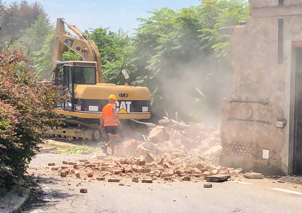 lavori via gasparotto demolizione