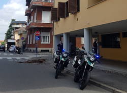 motociclisti polizia locale busto arsizio ambulanza