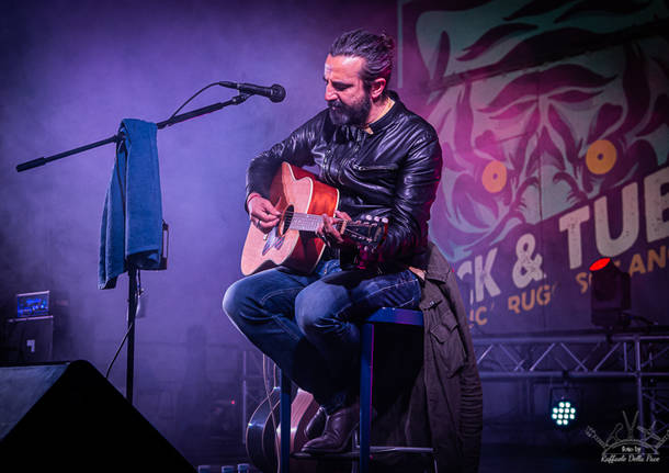 Omar Pedrini in concerto ai Giardini Estensi di Varese