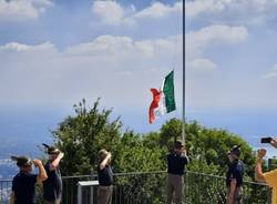 Comincia dall'alzabandiera alle tre croci la festa della montagna 2020