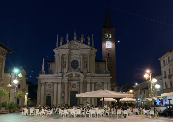 Controlli Nei Bar Del Centro Di Busto Arsizio Noto Locale Chiuso Per 5 Giorni