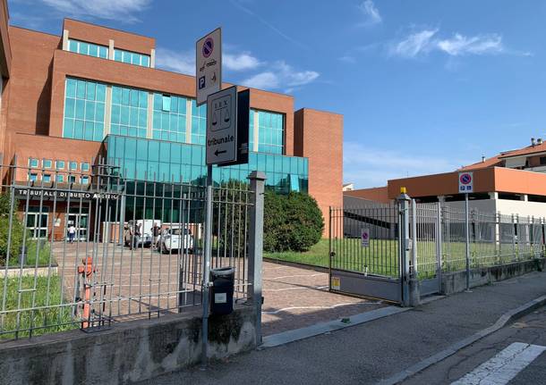 parcheggio multipiano tribunale busto arsizio