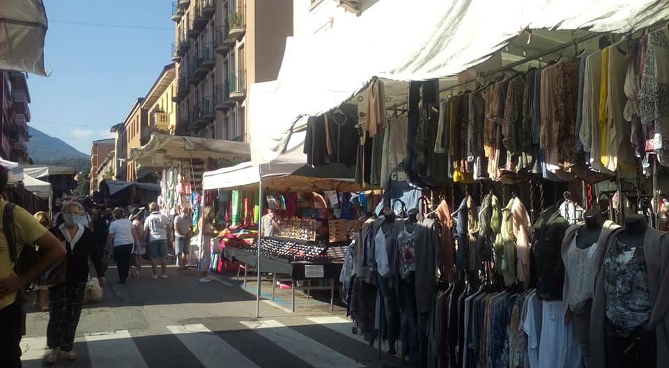 I colori del Mercato di Luino