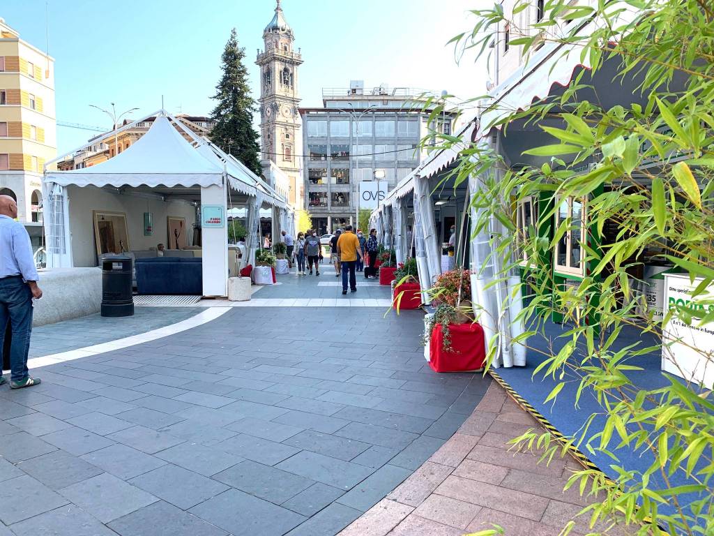 La Fiera di Varese in piazza monte Grappa