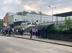 Primo giorno di scuola liceo Ferraris Varese