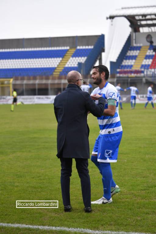 Calcio, Pro Patria - Lucchese