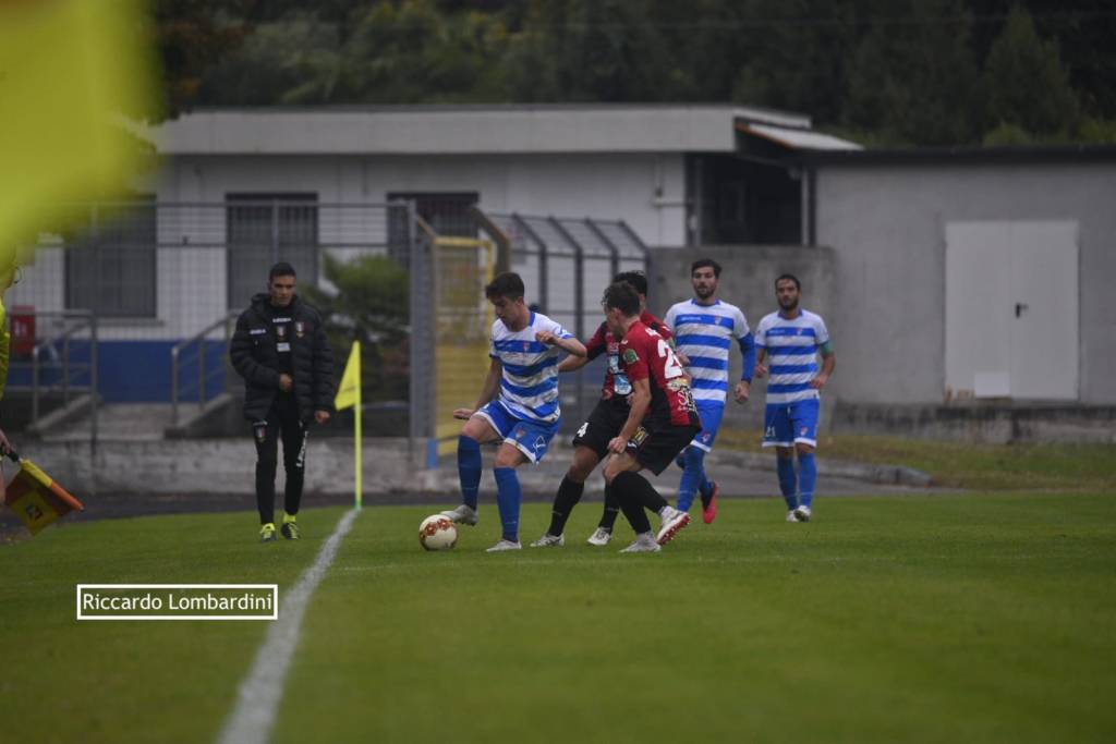 Calcio, Pro Patria - Lucchese