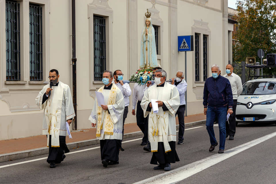 Gerenzano celebra la festa della Madonna del Rosario e saluta don Franco