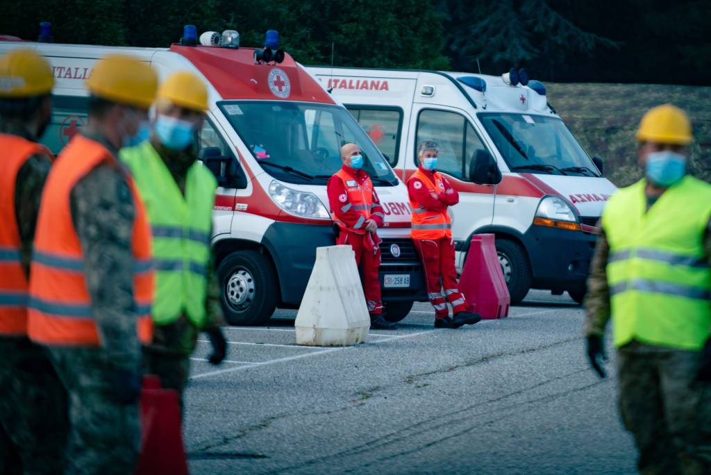 Check point esercito e Areu per pazienti con sintomatologie respiratorie