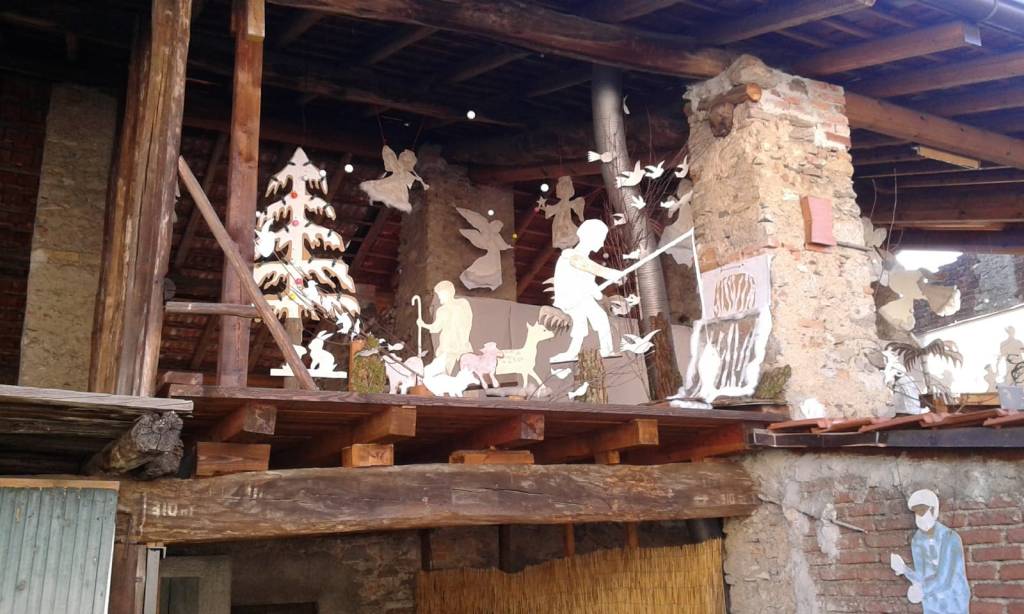 Il presepe luminoso di Sesona