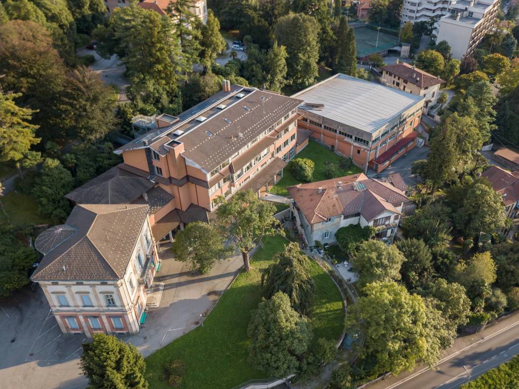 Liceo Sereni di Luino: la scuola