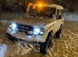 Jerago con Orago, la protezione civile e il varese4x4  collaborano per superare l\'emergenza neve