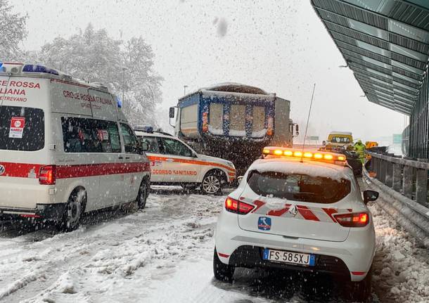 Incidente stradale Castronno A8 4 dicembre 2020