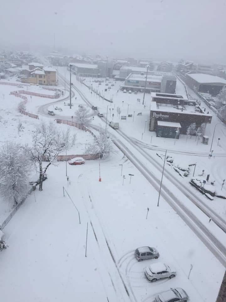 La neve imbianca i Comuni del Saronnese