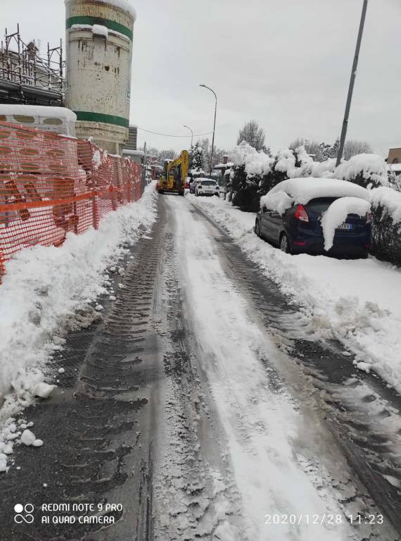 La neve imbianca i Comuni del Saronnese