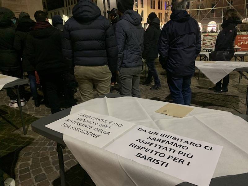 Protesta bar ristoranti Gallarate