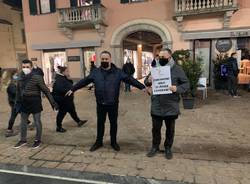 protesta commercianti busto arsizio covid