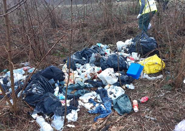 Rifiuti raccolti nella Valle del Lanza