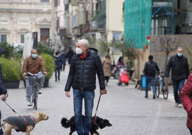 Saronno in zona gialla