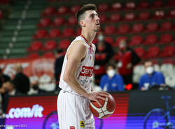 Openjobmetis Varese - Carpegna Prosciutto Pesaro 81-68