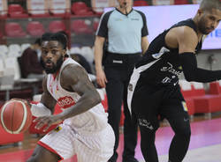 Openjobmetis Varese - Dolomiti Energia Trento 88-70