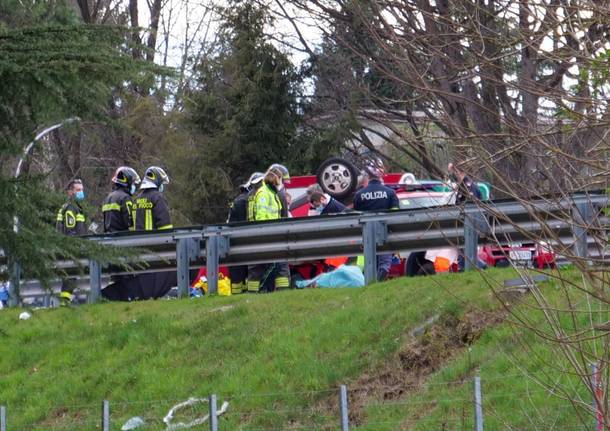 incidente a8 solbiate arno