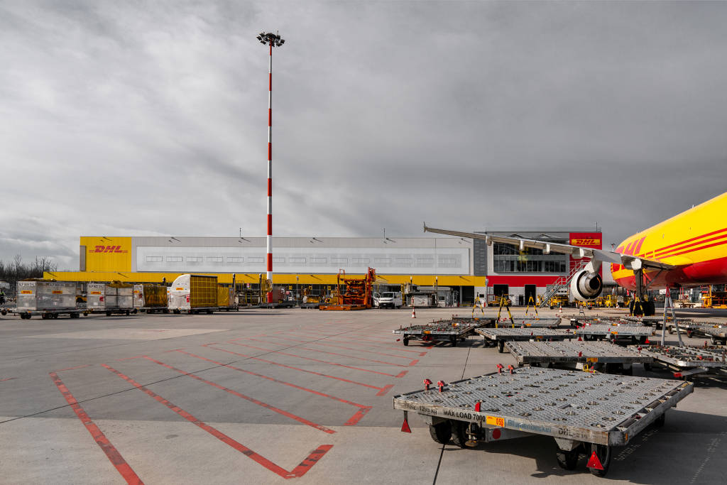 L'inaugurazione del nuovo hub Dhl  a Malpensa