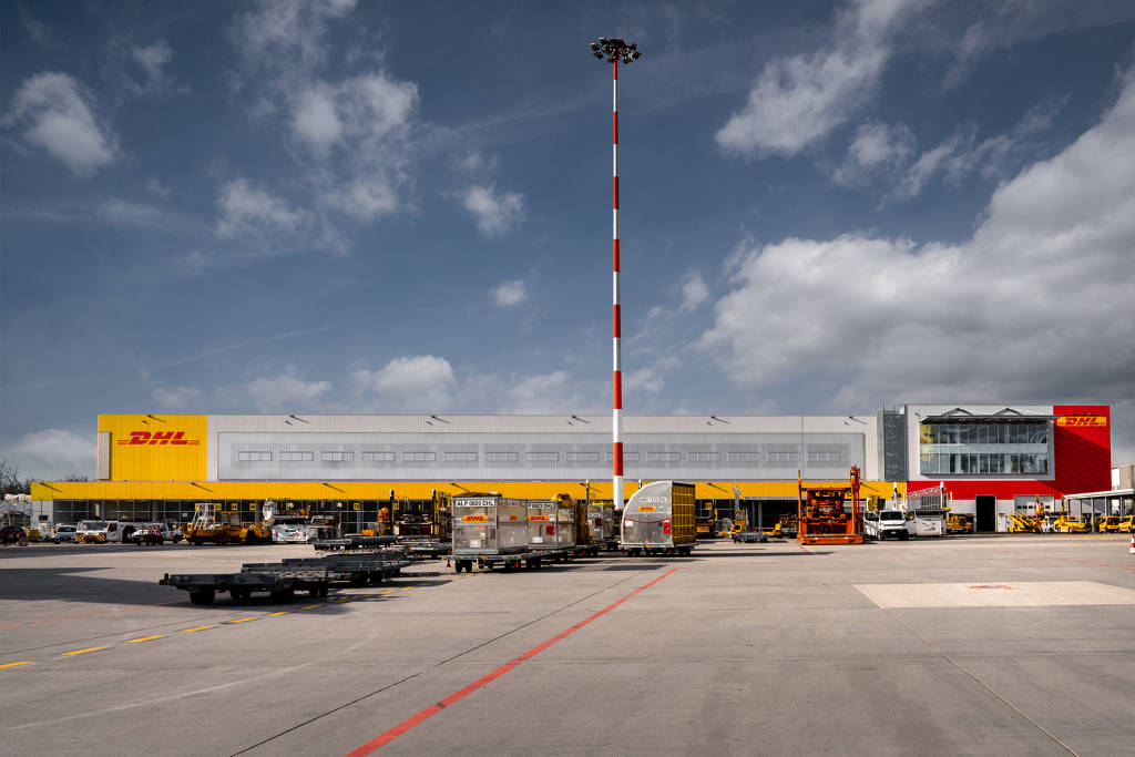 L'inaugurazione del nuovo hub Dhl  a Malpensa